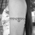 Фото тату манжет 16.02.22 №0048 - cuff tattoo tatufoto.com