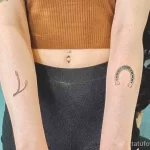 Фото тату подкова 17.02.22 №0056 - horseshoe tattoo tatufoto.com