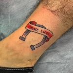 Фото тату подкова 17.02.22 №0183 - horseshoe tattoo tatufoto.com