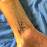 Фото тату руны 17.02.22 №0014 - Rune tattoo tatufoto.com