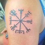 Фото тату руны 17.02.22 №0078 - Rune tattoo tatufoto.com