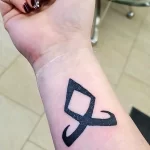 Фото тату руны 17.02.22 №0137 - Rune tattoo tatufoto.com