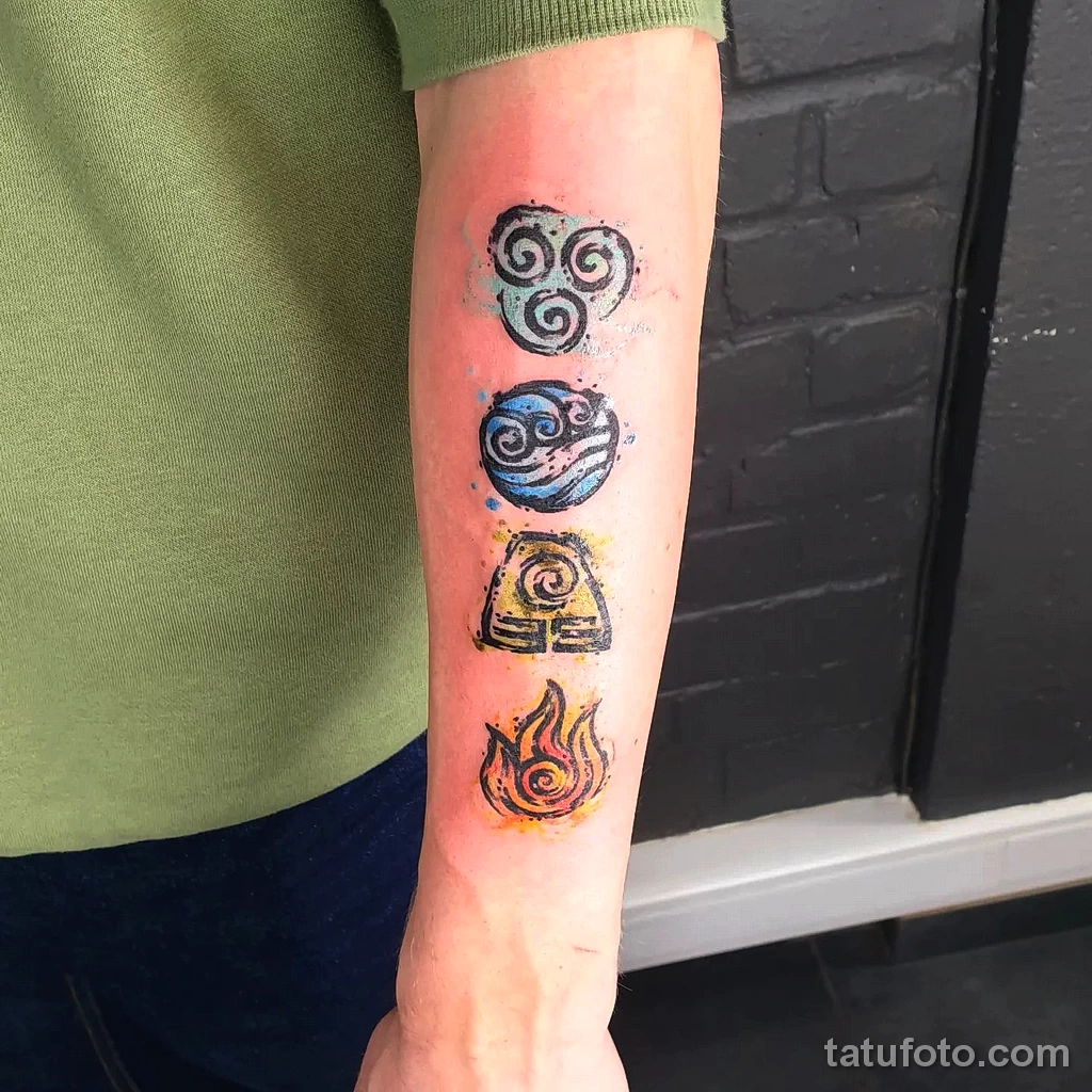 Фото цветного рисунка тату 13.02.22 №0032 — color drawing tattoo tatufoto.com