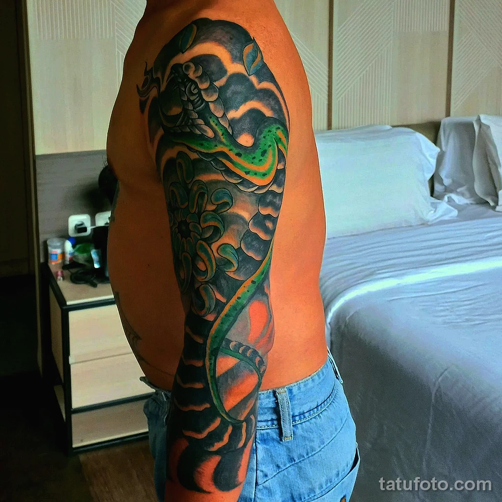 Фото цветного рисунка тату 13.02.22 №0038 — color drawing tattoo tatufoto.com
