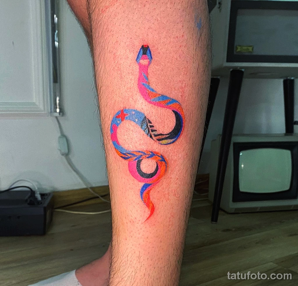 Фото цветного рисунка тату 13.02.22 №0042 — color drawing tattoo tatufoto.com