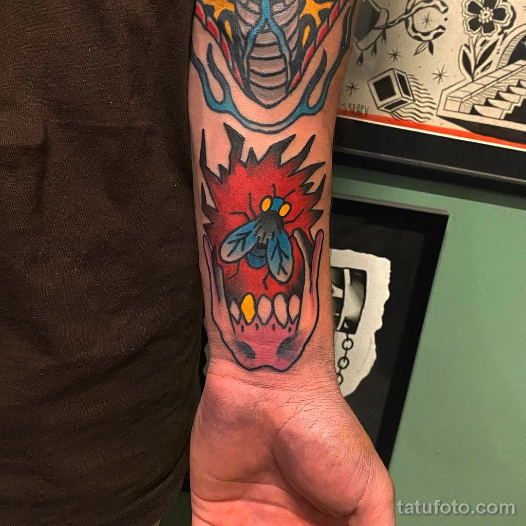 Фото цветного рисунка тату 13.02.22 №0133 — color drawing tattoo tatufoto.com