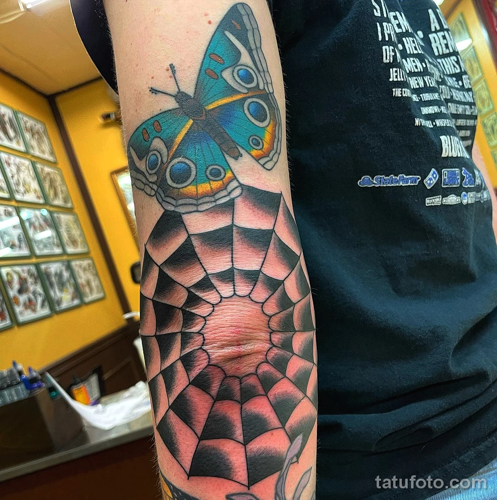 Фото цветного рисунка тату 13.02.22 №0158 — color drawing tattoo tatufoto.com
