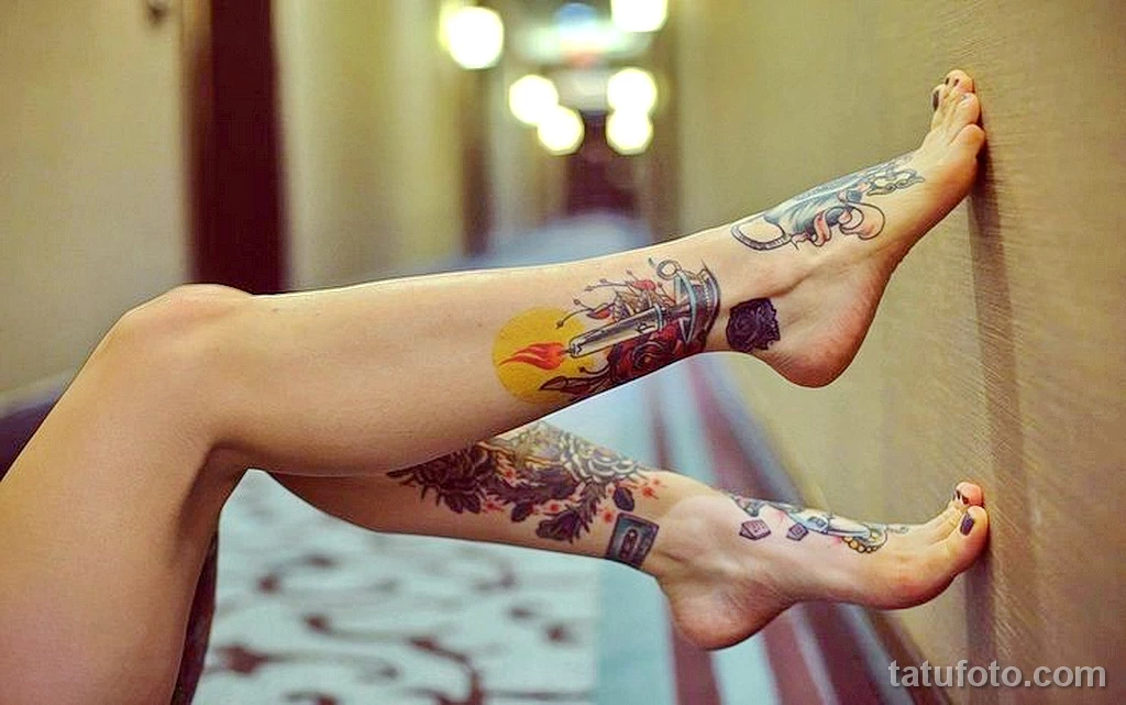 тату цветное на ногу 13.02.22 №0004 — color drawing tattoo tatufoto.com