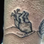фото тату с рисунком сердца 05.02.22 №1106 - heart tattoo photo tatufoto.com