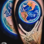 Фото тату планета Земля 28.03.22 №0584 - planet earth tattoo tatufoto.com