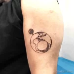 Фото тату планета Земля 28.03.22 №1218 - planet earth tattoo tatufoto.com