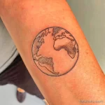 Фото тату планета Земля 28.03.22 №1409 - planet earth tattoo tatufoto.com
