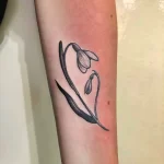 Фото тату цветок подснежника 19.04.22 №0003 - snowdrop flower tattoo tatufoto.com
