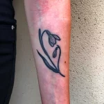 Фото тату цветок подснежника 19.04.22 №0004 - snowdrop flower tattoo tatufoto.com