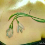 Фото тату цветок подснежника 19.04.22 №0030 - snowdrop flower tattoo tatufoto.com