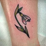 Фото тату цветок подснежника 19.04.22 №0037 - snowdrop flower tattoo tatufoto.com
