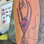 Фото тату цветок подснежника 19.04.22 №0057 - snowdrop flower tattoo tatufoto.com