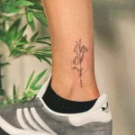 Фото тату цветок подснежника 19.04.22 №0386 - snowdrop flower tattoo tatufoto.com