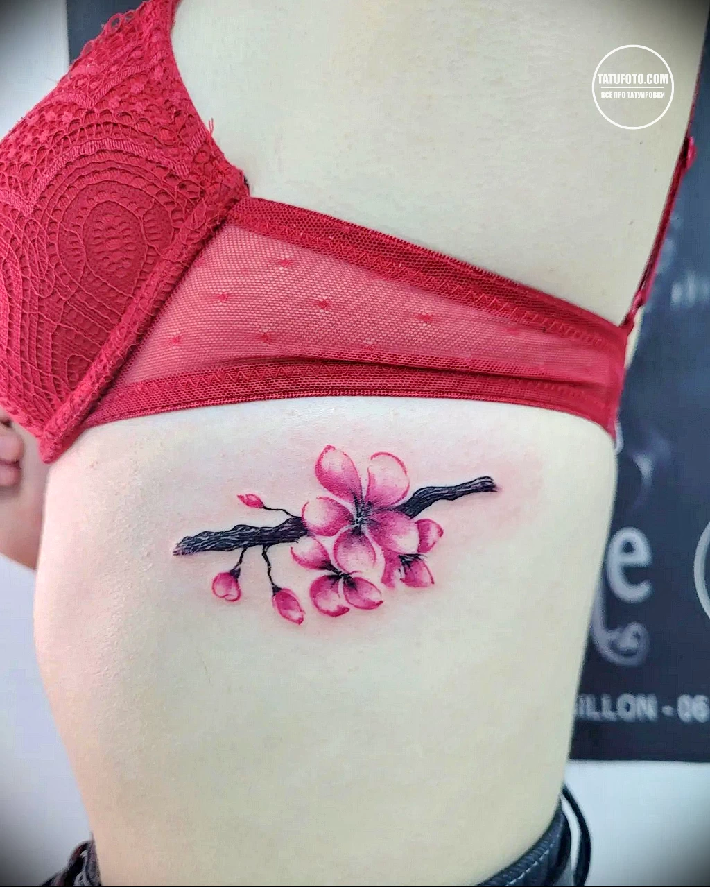 Фото девушек с тату и женских тату рисунков 28.05.22 №0550 — tatufoto.com