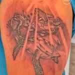 Фото тату черепаха 18.05.22 №0168 - turtle tattoo tatufoto.com