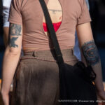 Цветная тату с мандалой на правом локте девушки -Уличная тату-street tattoo-tatufoto.com 2