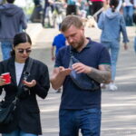 мужчина с тату рукавом на левой руке 5 - Уличная тату 22062022 №446 - tatufoto.com