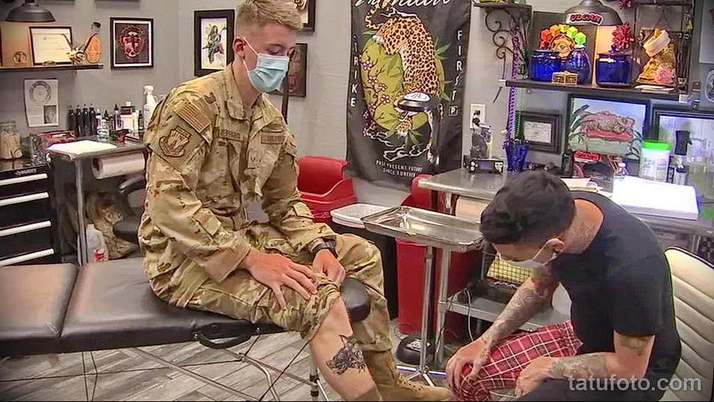 Армия США одобрила татуировки на шее и открытых участках тела из-за недобора людей