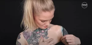 Как и чем временно скрыть татуировку косметикой 16.08.22 №0014 - tatufoto.com
