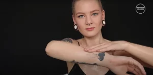 Как и чем временно скрыть татуировку косметикой 16.08.22 №0019 - tatufoto.com