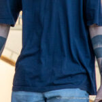 Блекворк тату браслет с элементами геометрии на руке парня 4 tatufoto.com - уличная тату