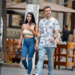 Круглые тату с цветами и мандалами на руках молодого парня 5 tatufoto.com - уличная тату