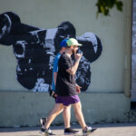 Молодой парень с татуировками 2 tatufoto.com - уличная тату