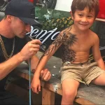 фото - В Нью-Йорке арестовали мать за татуировку сына 23.11.22 №0007 - tatufoto.com