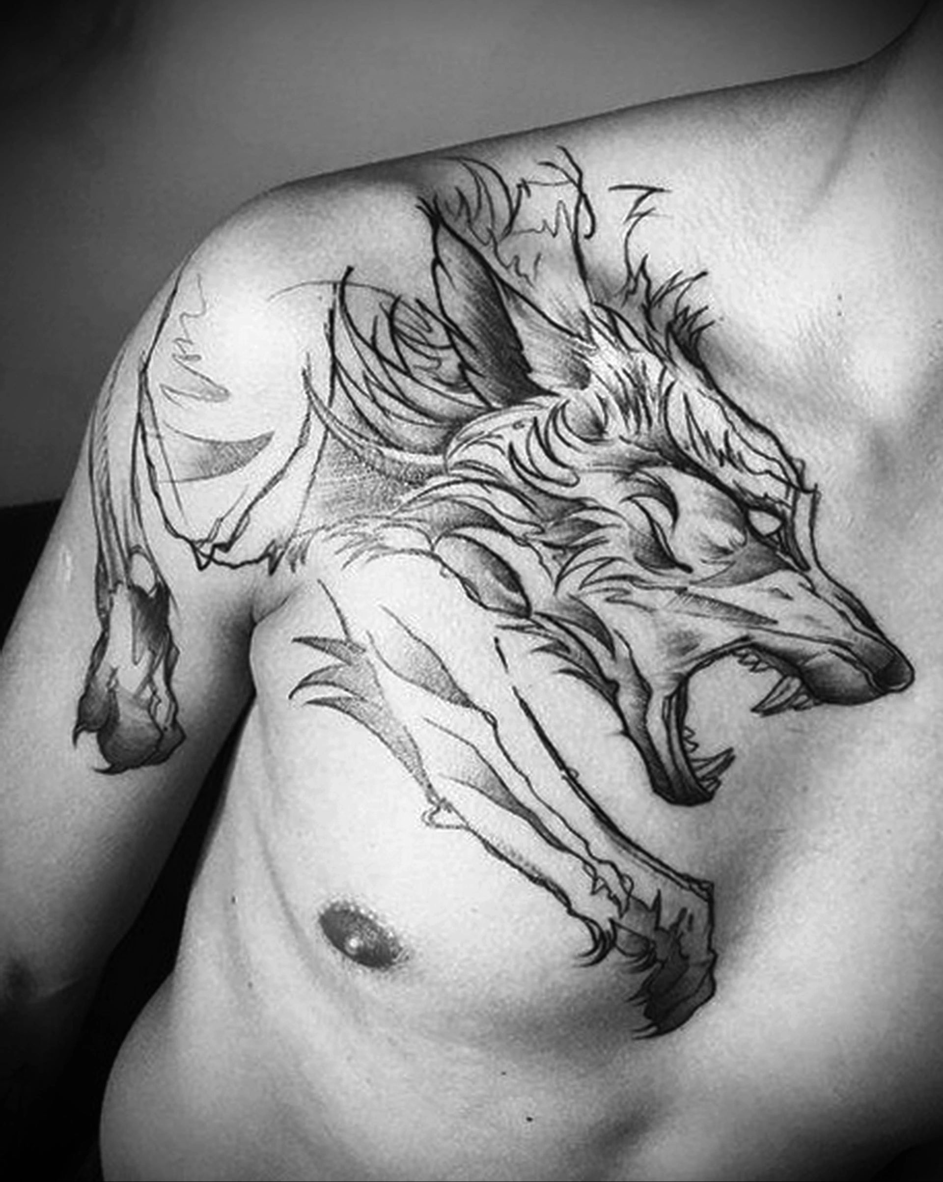 татуировка на груди у мужчин волк фото 8