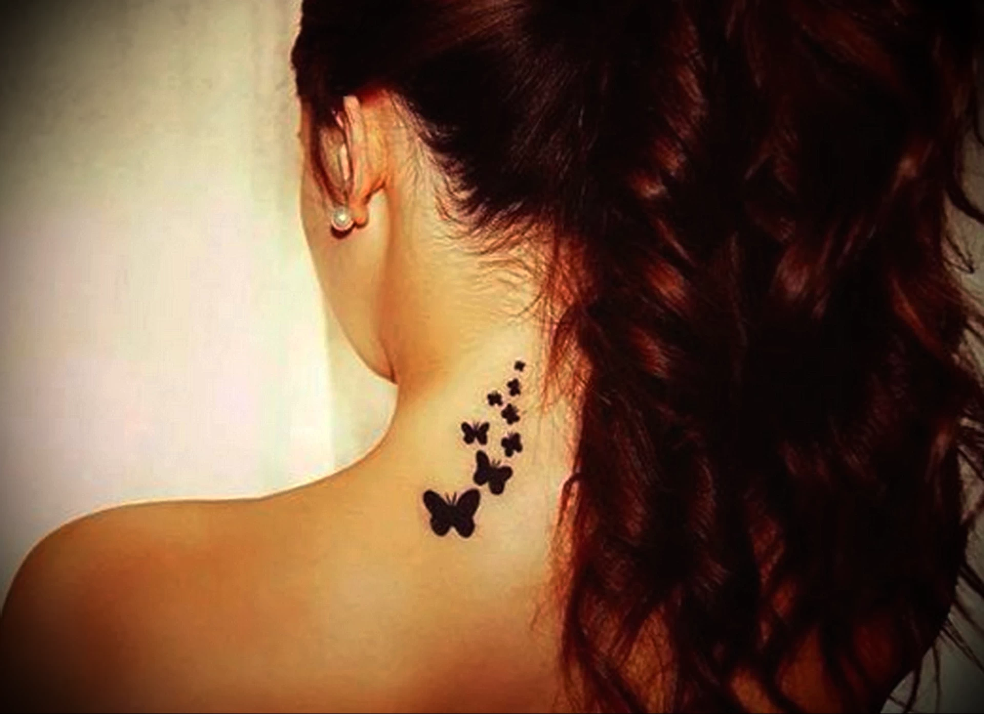 Какое шее девушки. Татуировки для девушек. Красивые тату для девушек. Красивые женские Татуировки. Татуировки на шее для девушек.