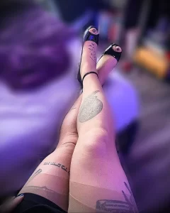 Современная женская татуировка на фото 03.01.23 №0088 - tatufoto.com