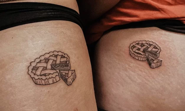 Татуировки с рисунком пирога в неофициальный День Пирога – 23 января 2023