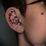 Фото рисунка татуировки на ухе 11.01.23 №0164 - tatufoto.com