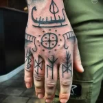 Фото рисунка татуировки руны для денег 18.01.23 №0015 - tatufoto.com