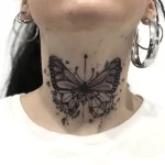 Фото тату бабочка на шее 23.01.23 №0016 - tatufoto.com