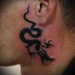 Фото тату дракон на шее 23.01.23 №0007 - tatufoto.com