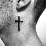 Фото тату крест на шее 23.01.23 №0001 - tatufoto.com