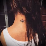 Фото тату на шее для девушек 23.01.23 №0011 - tatufoto.com