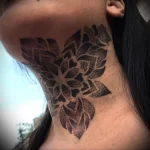 Фото тату на шее для девушек 23.01.23 №0077 - tatufoto.com