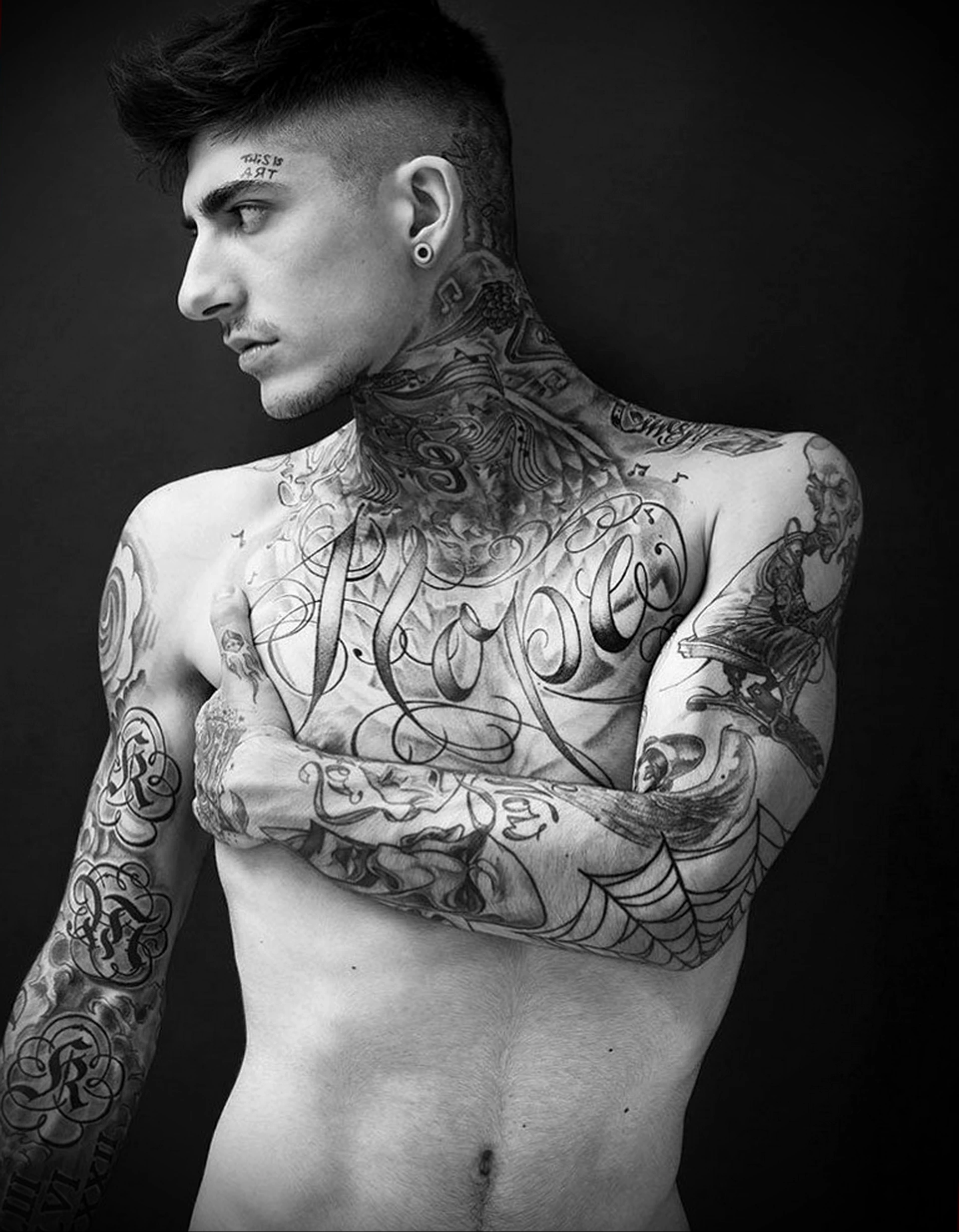 Фото тату на шее мужские 23.01.23 №0069 - tatufoto.com