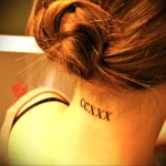 Фото тату на шее сзади 23.01.23 №0008 - tatufoto.com