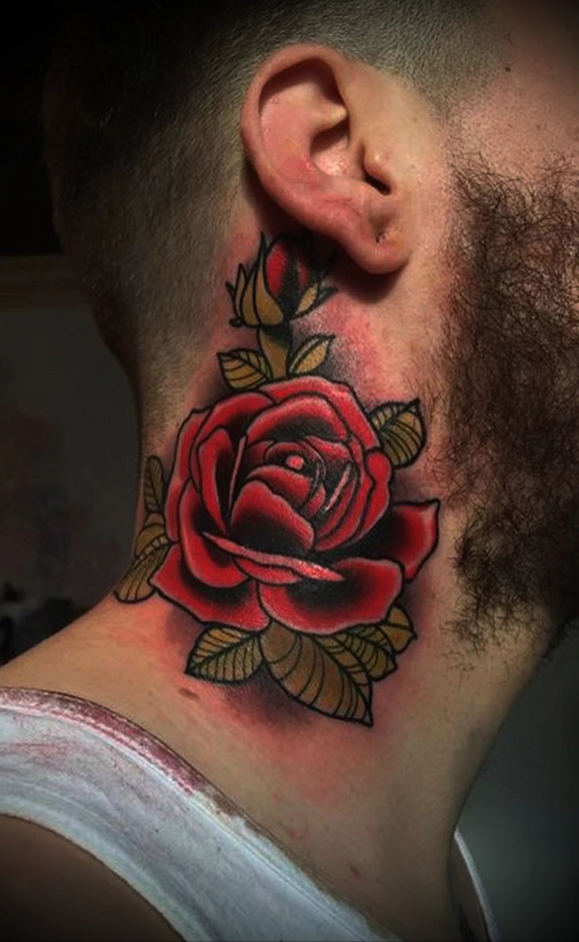 Фото тату роза на шее 23.01.23 №0004 - tatufoto.com