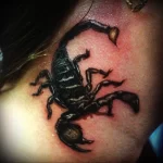 Фото тату скорпион на шее 23.01.23 №0014 - tatufoto.com