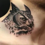 Фото тату сова на шее 23.01.23 №0017 - tatufoto.com