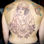 большая татуировка на всю спину с тремя розами и медсестрой - tatufoto.com 110223 - 003